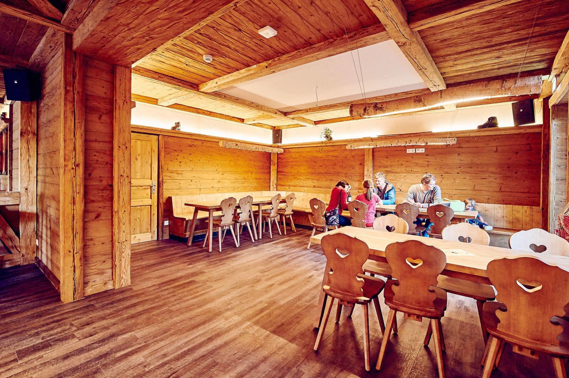 Jugendherberge Winterberg *